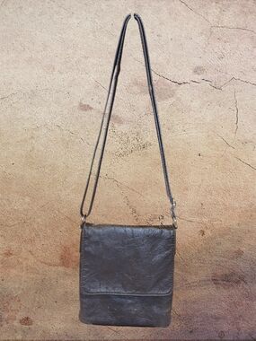 Vera Pelle Dark Brown Soft Italian Leather Messenger Crossbody Bag
